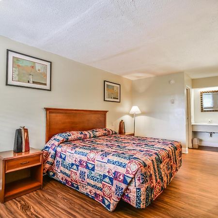 Economy Hotel Atlanta Lodge West エクステリア 写真