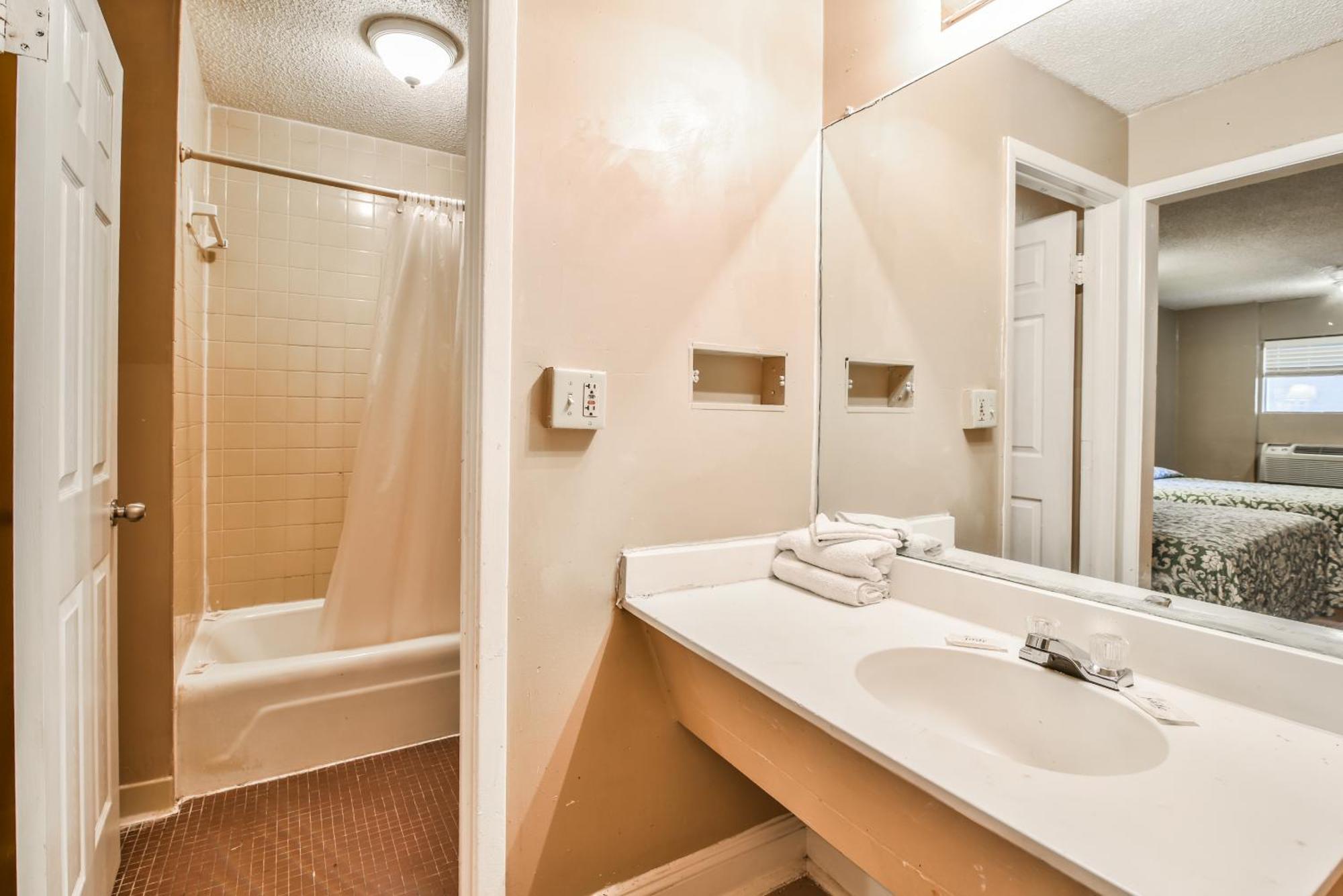 Economy Hotel Atlanta Lodge West エクステリア 写真